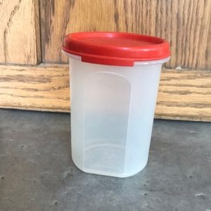 ❗️LAST CHANCE❗️Red Modular Mates 2 Round Canister by Tupperware